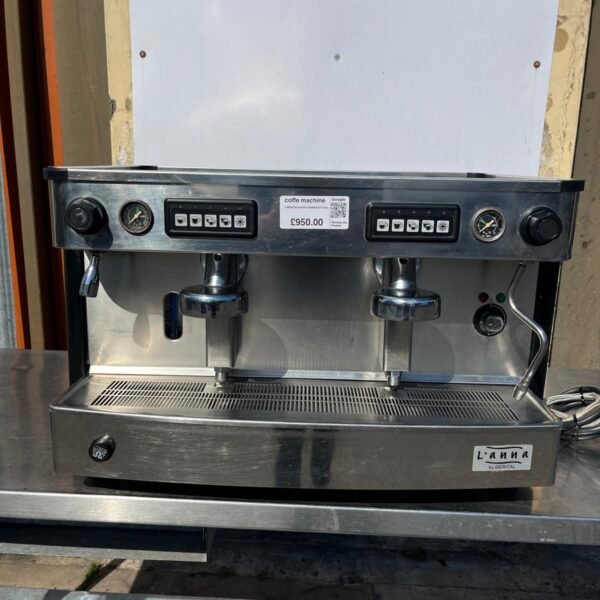 FULLY AUTO COFFEE MACHINE